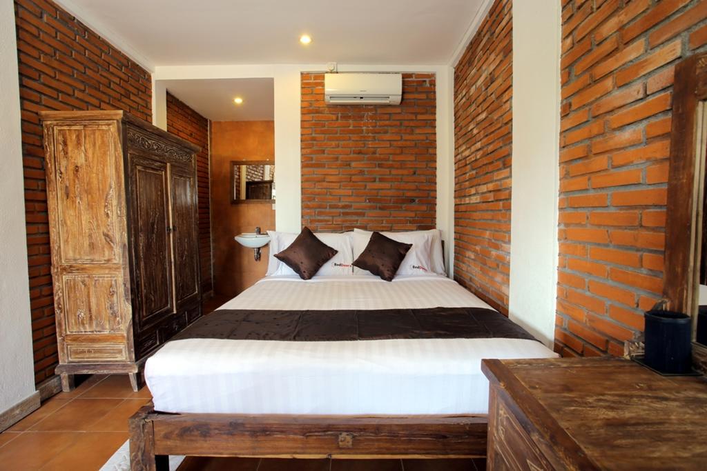 Reddoorz Near Raya Semer تْشانغو المظهر الخارجي الصورة